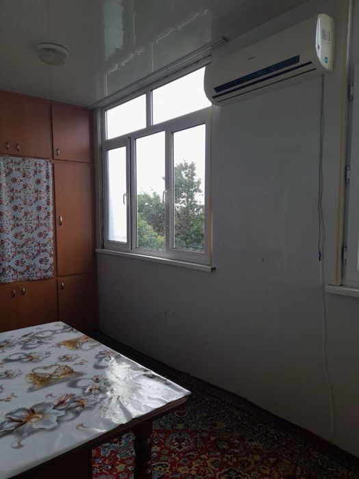 Продаётся просторная 4-комнатная квартира в отличном районе!