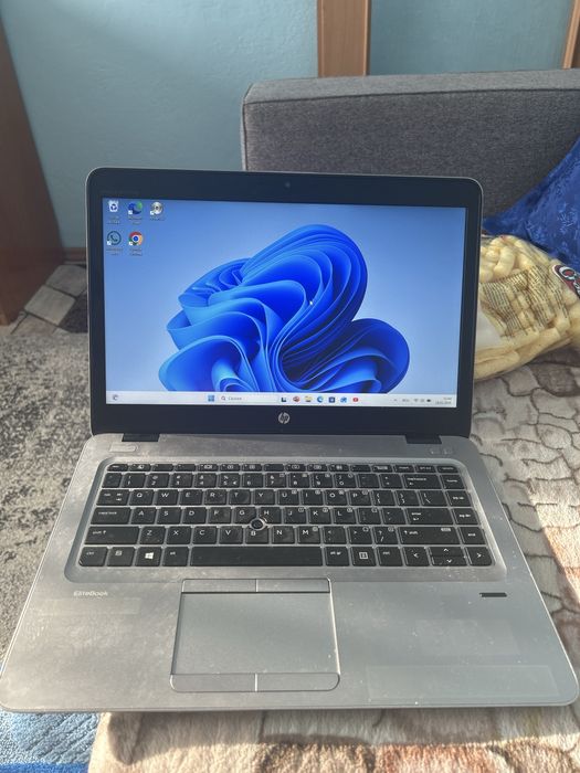 Vand laptopuri HP  2 mai exact pret 1000 lei neg