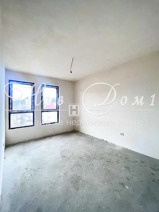 Продава се Тристаен апартамент в Варна, Аспарухово - 100 кв.м за 1419 €/кв.м - Снимка #1