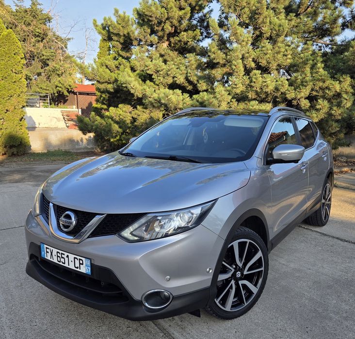 NISSAN Qashqai 2015
