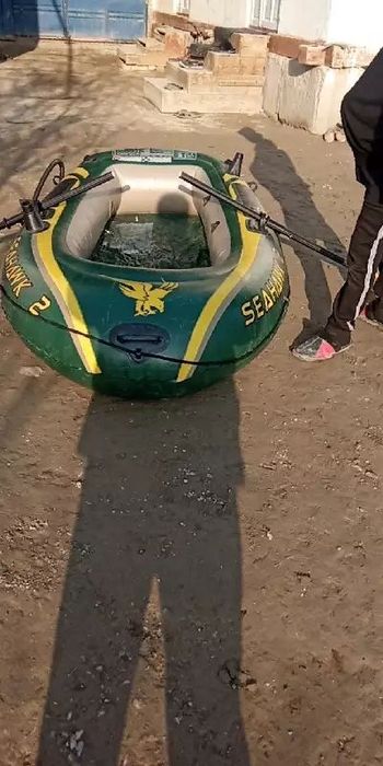 Qayiq lotka 200 kg yukgacha koʻtaradi.narxi 1mln soʻm yana kelishamiz