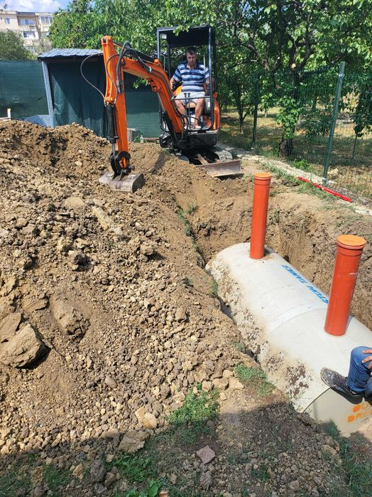 Lucrari cu miniexcavator