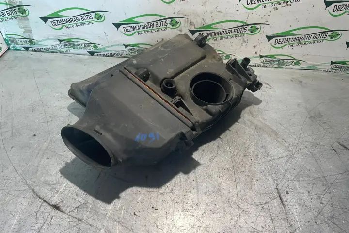 Carcasa filtru aer 446 058 85 900 Renault Megane 2002 1.6 MT (107 hp)