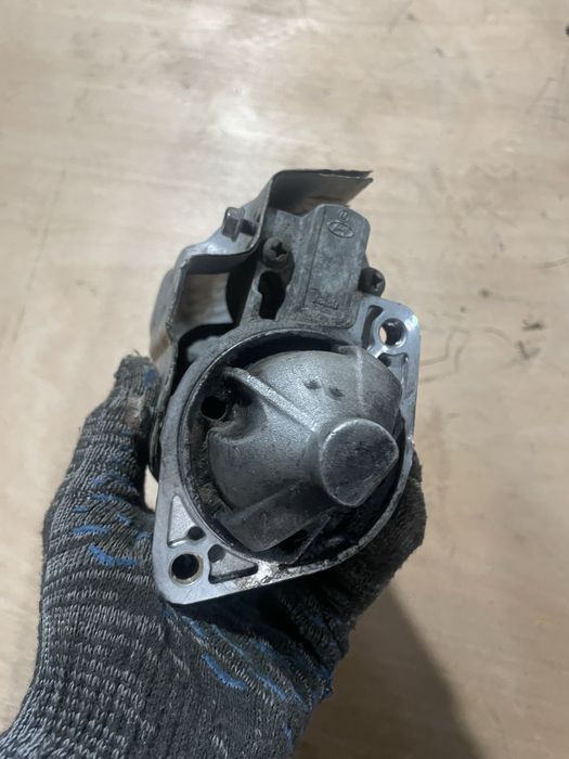 Стартер Hyundai  / Mitsubishi 2.0 - 2.4 обьем