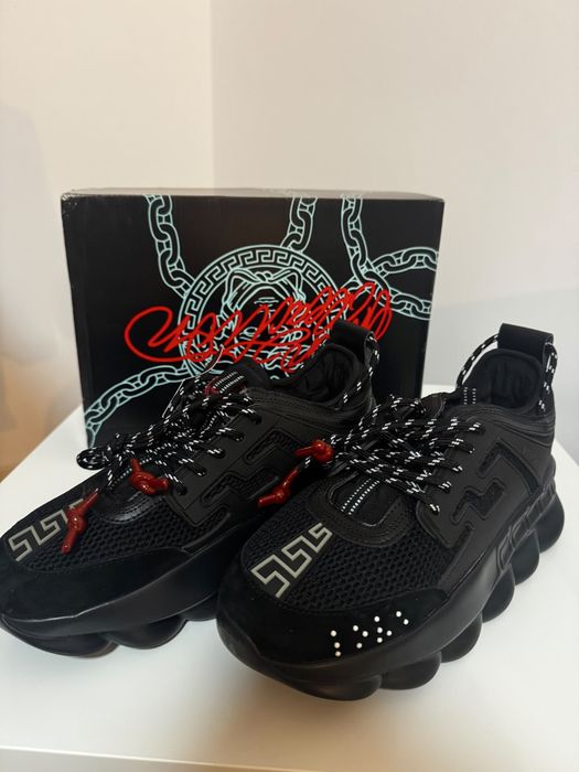Versace Chain Reaction