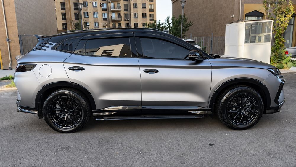 BYD Champion 605 Серый 2023 (Сатиновая бронипленка)