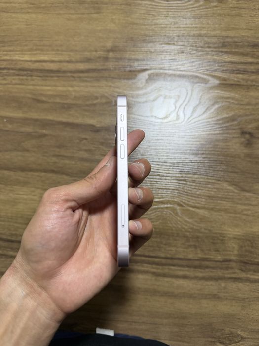 Iphone 13 mini pink