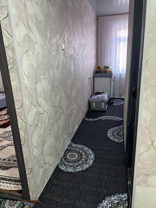 Продается 1 комнатная квартира октябрь место отличная