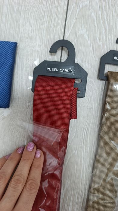 Ruben Cardin нови вратовръзки с кърпичка