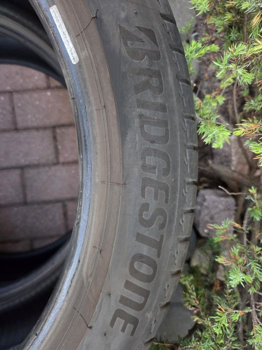 Anvelope BRIDGESTONE 245/45/19