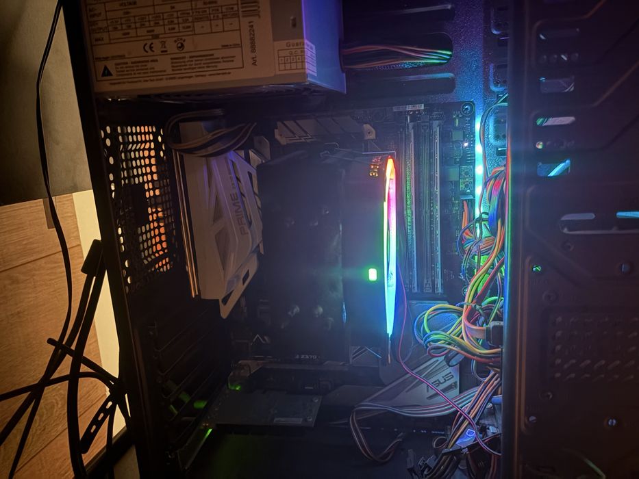 Vand pc office cu monitor asus 1TB spatiu ssd