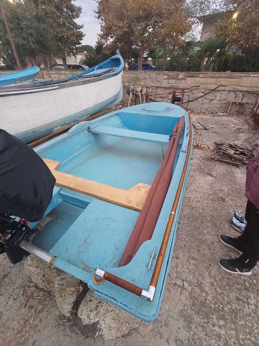 Малка лодко 3,6.