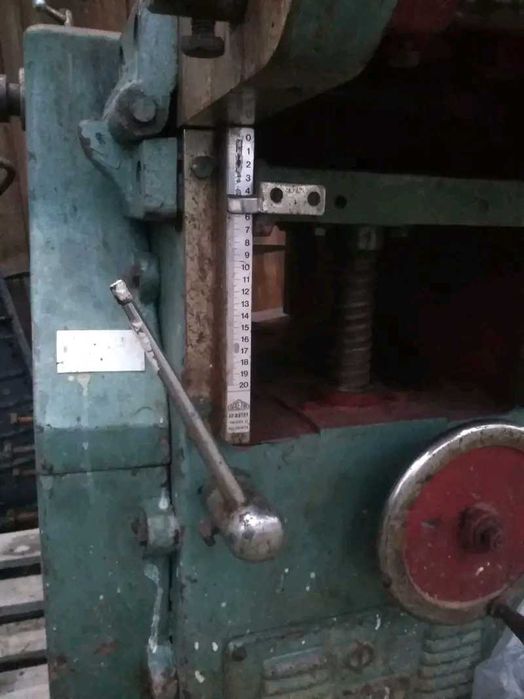 Абрихт, щрайхмус, фреза, борапарат. Четири операционна машина