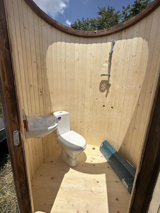 Душ кабина - дървена за външен монтаж