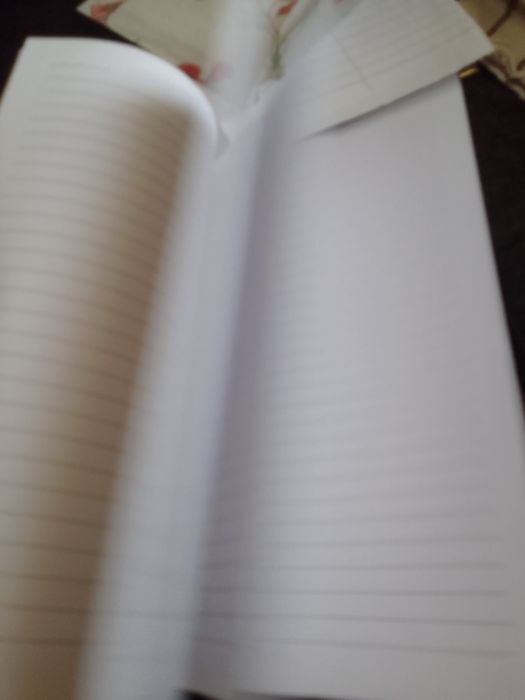 Тефтер с твърди корици