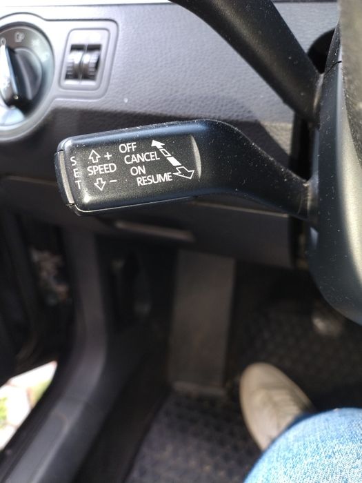 Vând plasat b6 2008