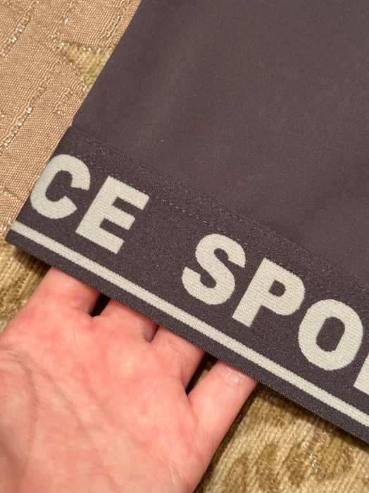 Спортивный женский топ