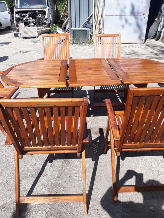 Маса с шест сгъваеми стола   тикиво дърво