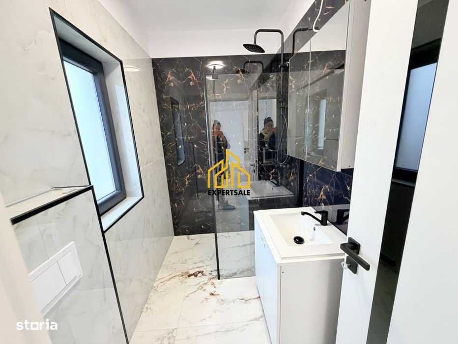 VILA 4 CAM/ POMPA CALDURA/PANOURI/Mobila de bucatarie si Dressing