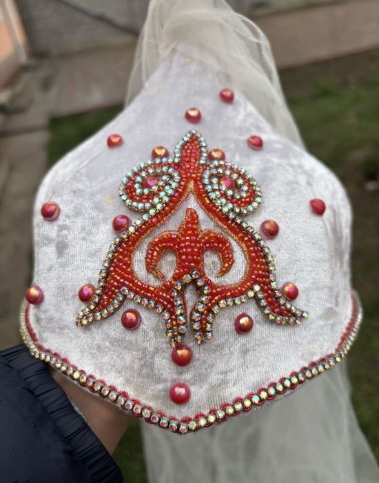 Сәукеле фатасымен