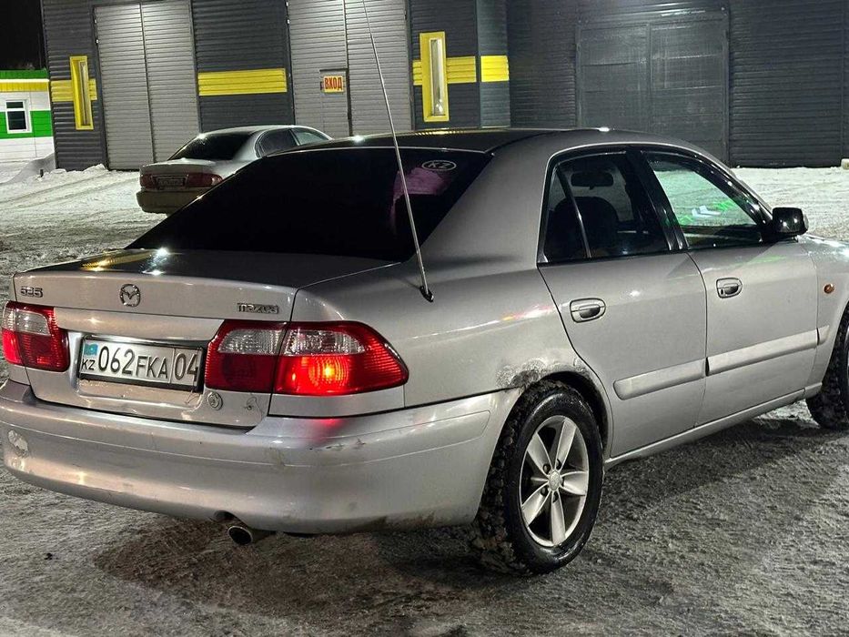 продам автомобиль * Мазда *