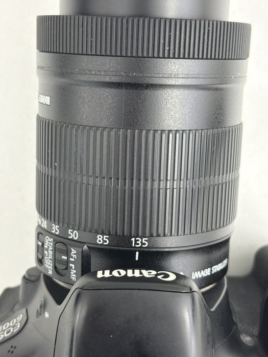 Фотоаппарат Canon EOS 600D