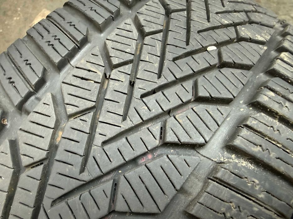 2x Anvelope Iarna 205/55 r16 M+S - Semperit Speed Grip 2