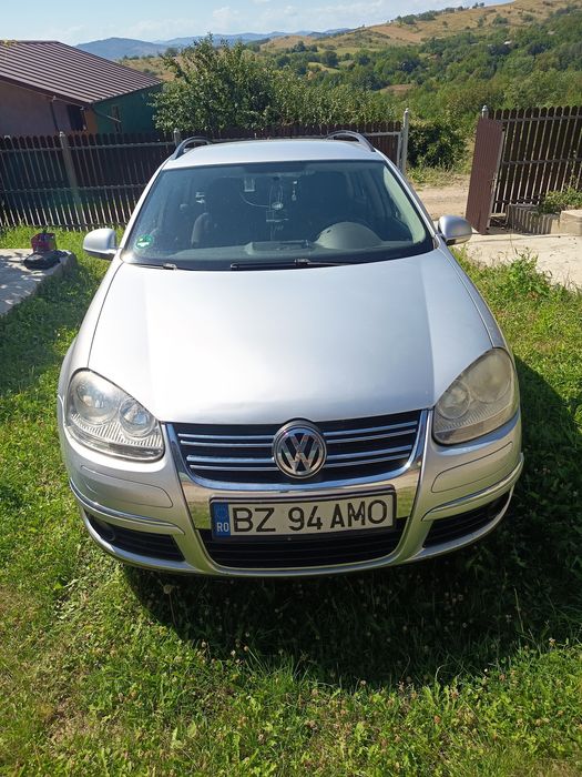 Vând autoturism Volkswagen Golf 5 Variant, 1,9 cod motor BLS, an 2008