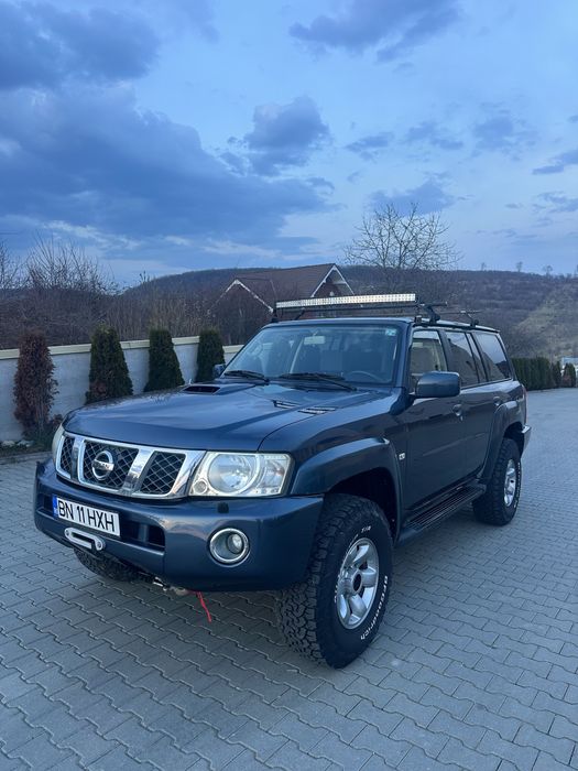 Nissan Patron 3.0 Autoutilitară (N1)