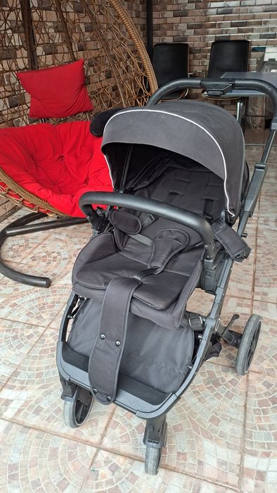 Коляска коляска чёрная