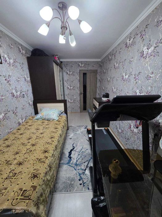 Продается 2-х комнатная квартира с ремонтом на Чехова 2/2/4