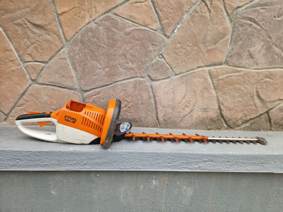 Акумулаторен храсторез Stihl HSA 66