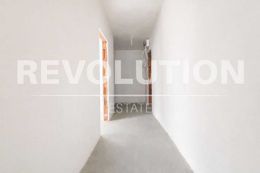 Двустаен апартамент в комплекс от две сгради С АКТ 14 в ж.к. Студентс