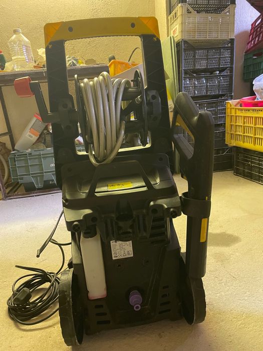 Stanley електрическа водоструйка