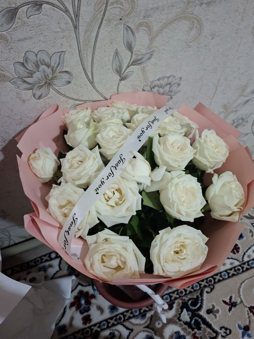 Цветы, гүлдер бар