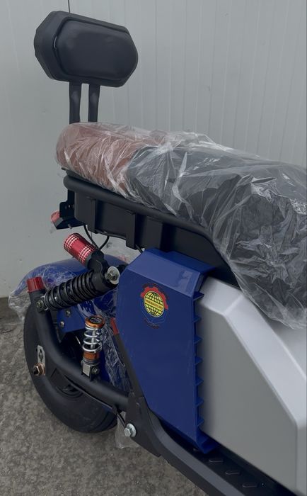 Scuter electric pentru copii