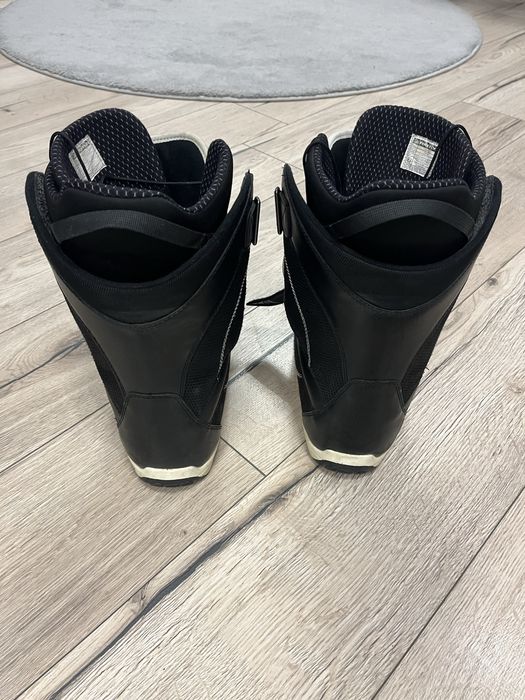 Boots snowboard Firefly mărimea 42 + legături Rossignol – 350 lei