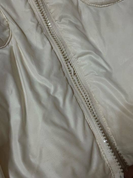 Зимняя куртка белая