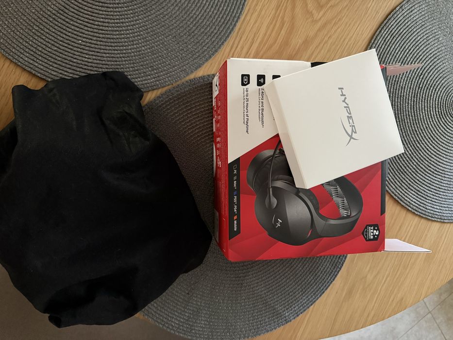 Vand casti Hyperx Cloud Jet