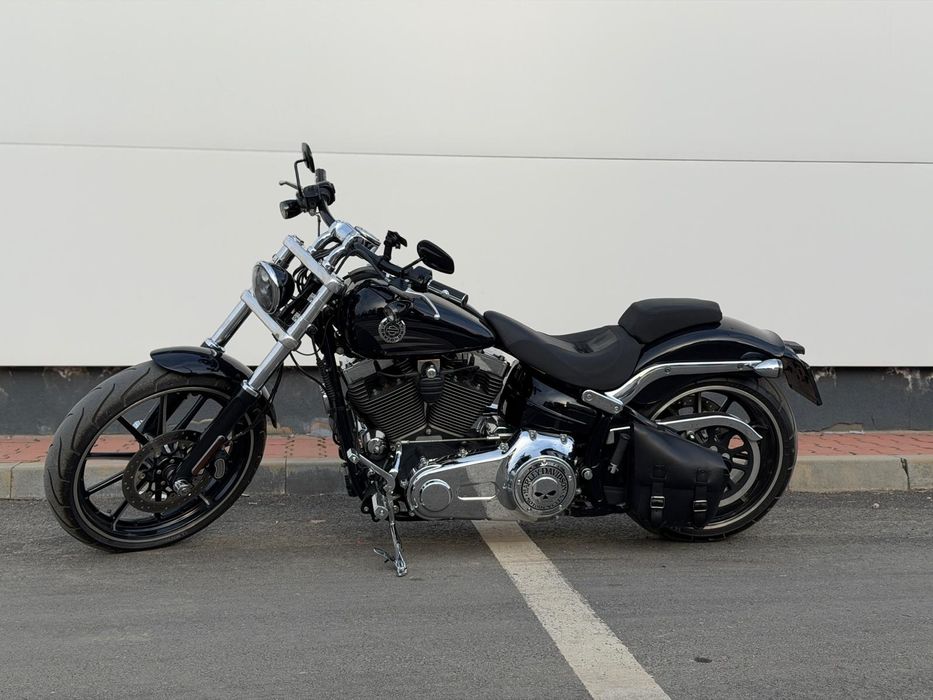 Harley-Davidson Breakout