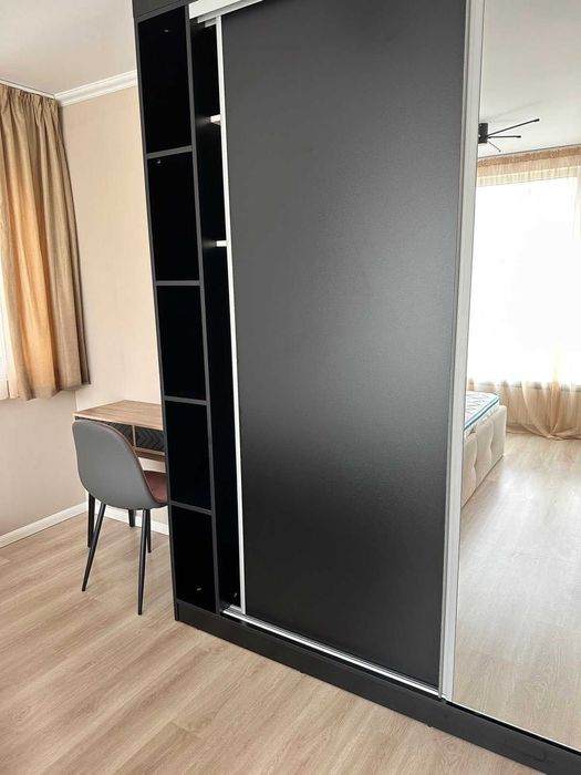 Дава се под наем Двустаен апартамент в София, Света Троица - 66 кв.м за 469.2 € - Снимка #1