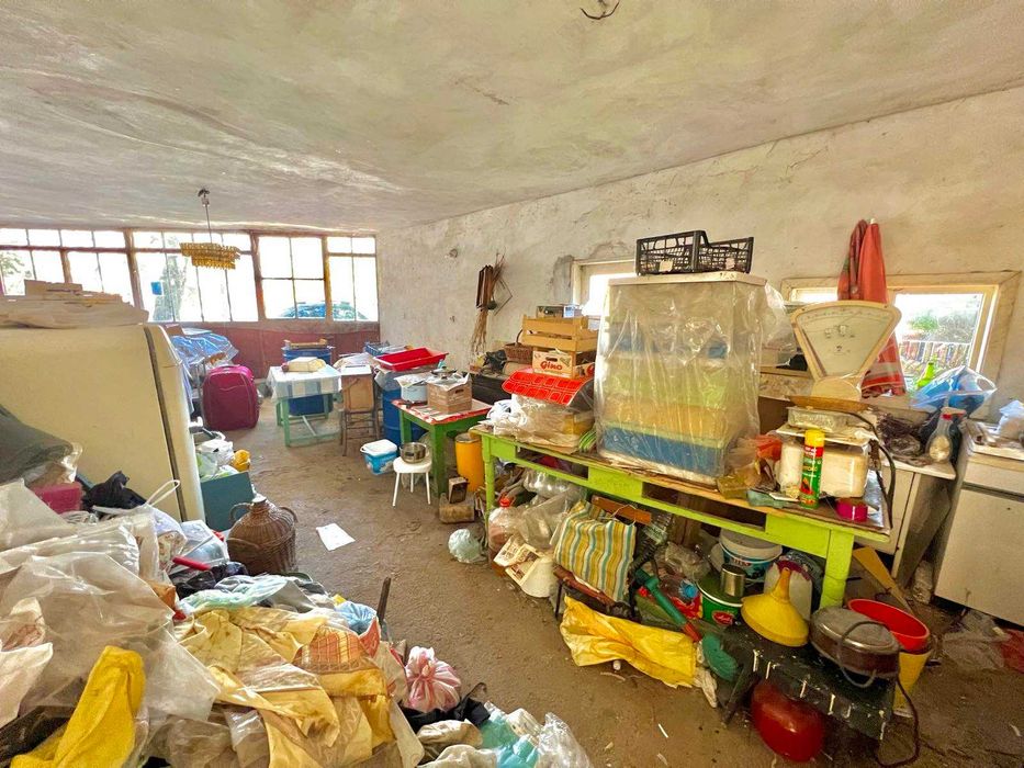 Просторна едноетажна къща в с. Голямо Враново !