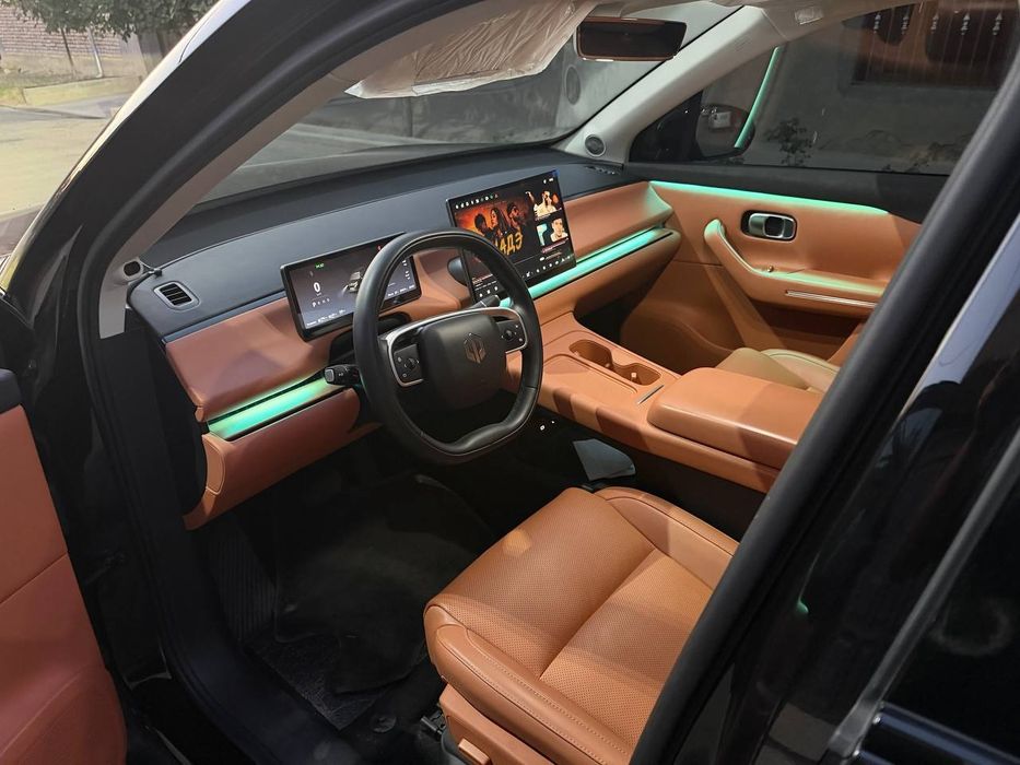 Leapmotor C16 gibrid холати ало.