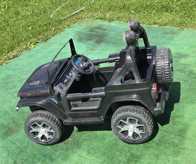 Jeep rubicon electric pentru copii