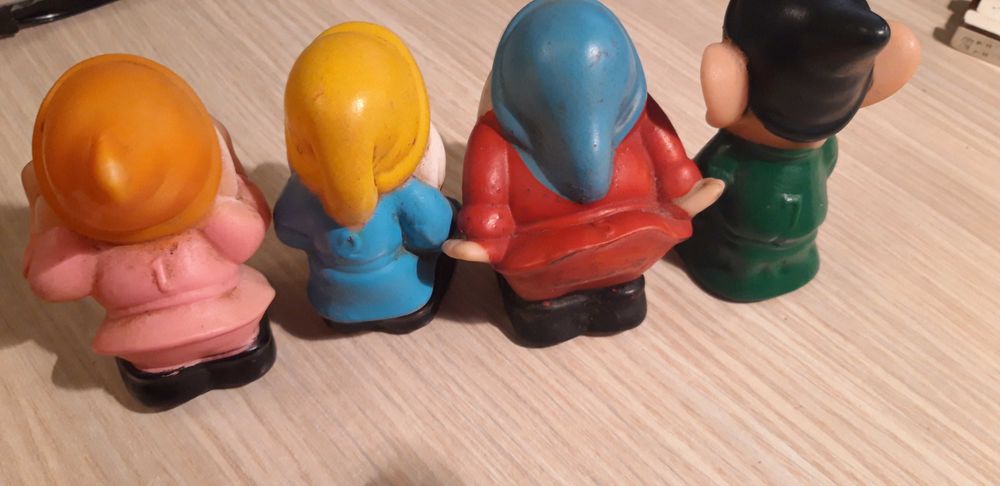 Jucarii Comuniste - 4 Pitici