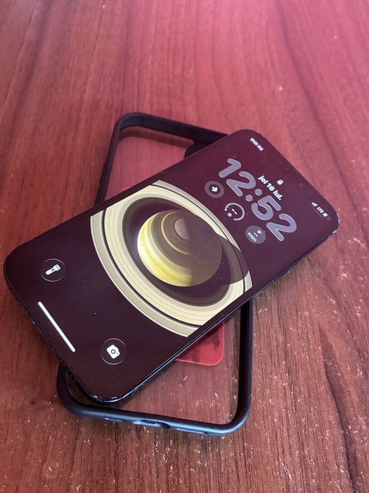 Vand Iphone 12 simplu negociabil