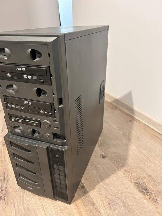 Vând unitate calculator PC