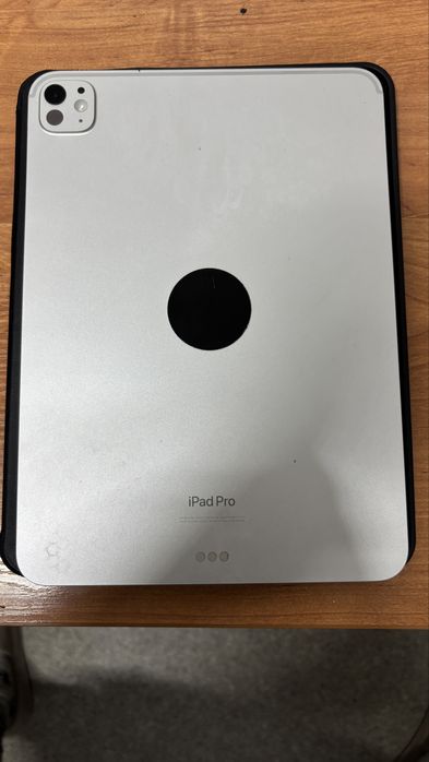 Ай пад 11 про (М 4)