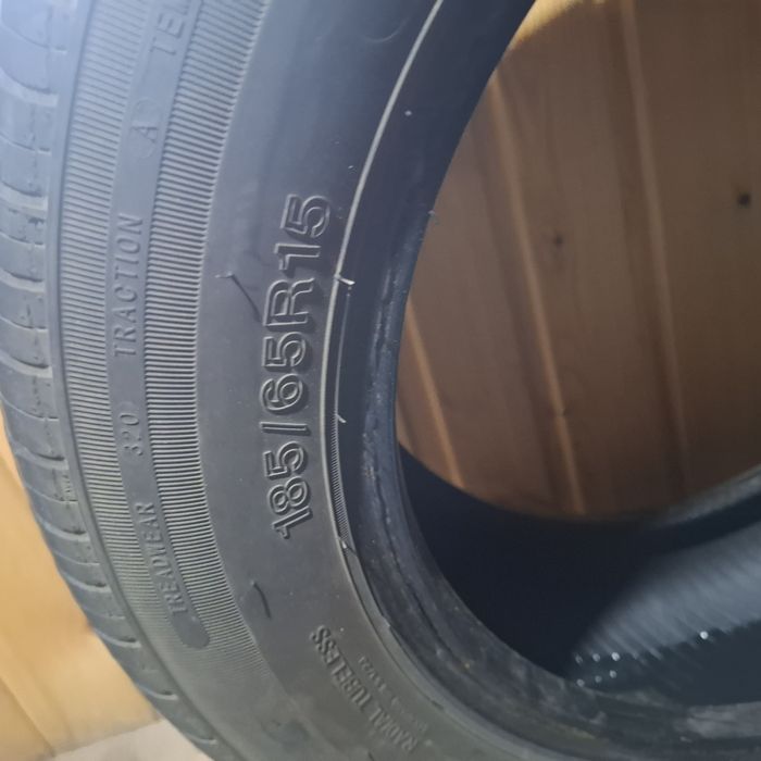 Продам шины на 15