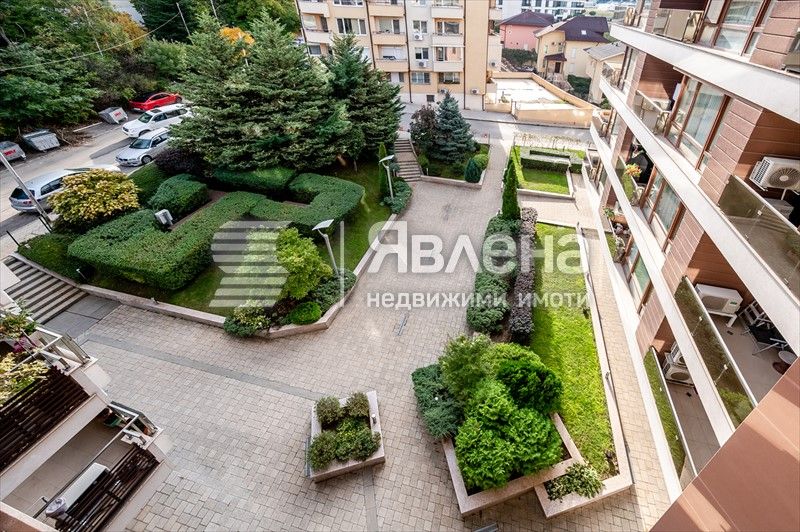 Продава се Тристаен апартамент в София, Младост 2 - 120 кв.м за 3292 €/кв.м - Снимка #6